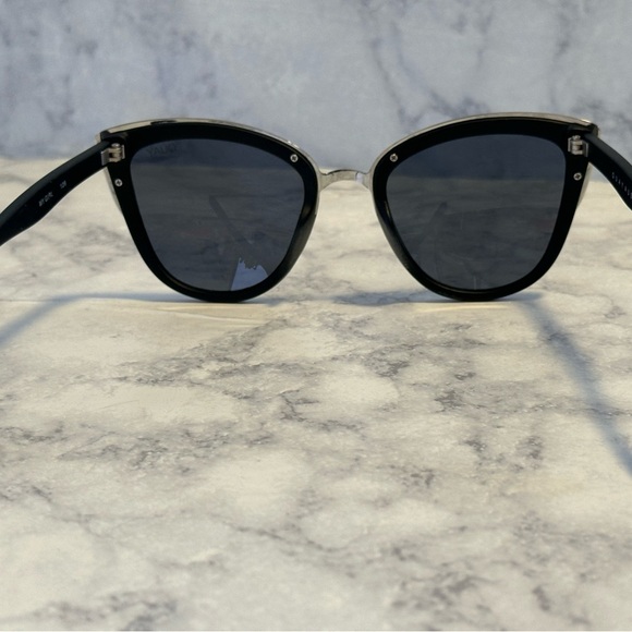 Quay Australia Black Cat-Eye Sunglasses
